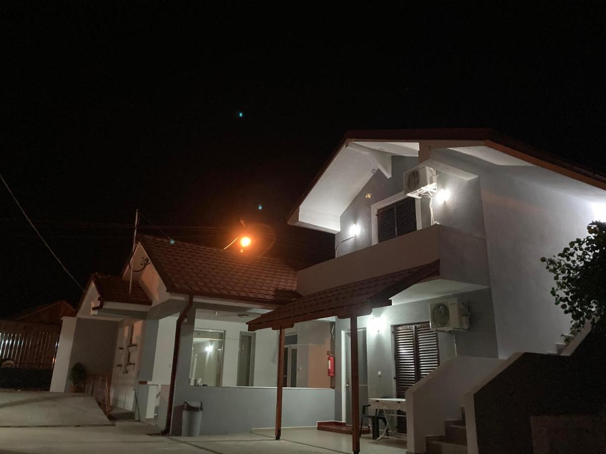 Tiki Apartments Gevgelija Ngoại thất bức ảnh